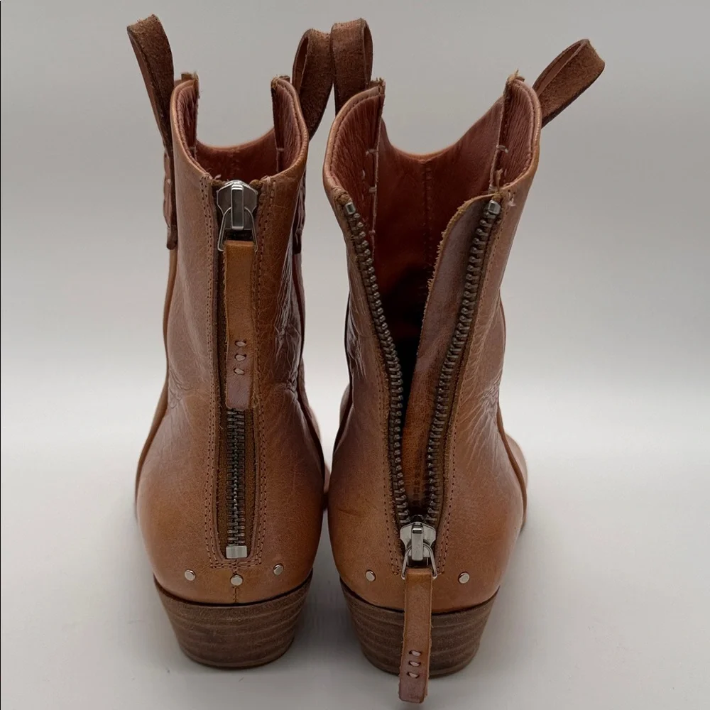 Free People stylish tan